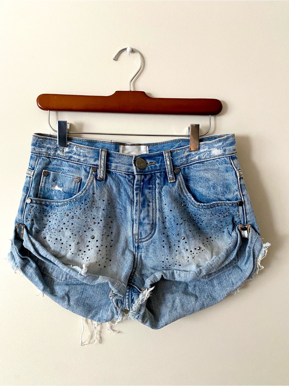 OneTeaspoon Bandits Mid Rise Denim Rhinestone Studded Cowboy Jean Shorts Size 25